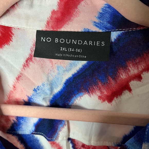 NWT No Boundaries Red White & Blue Swirl Button Up Size 3xl - Picture 2 of 4